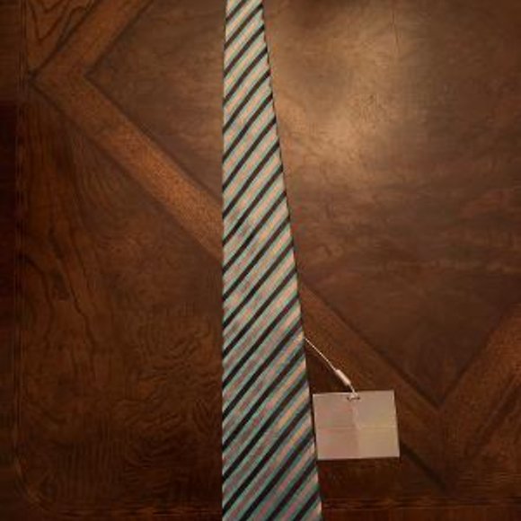 Italian Classic Necktie - Picture 7 of 7